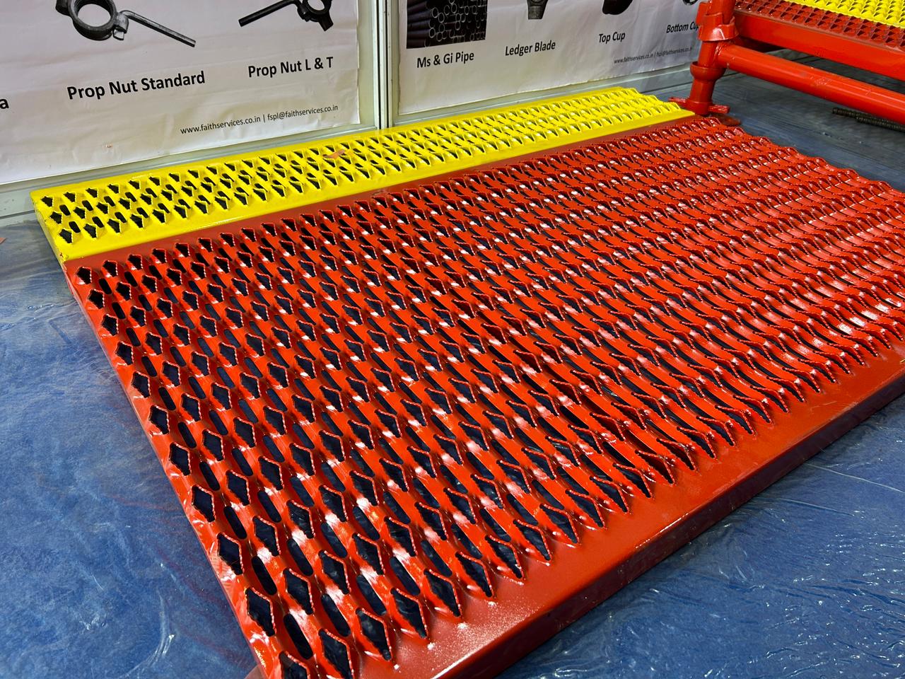 Rhombus 2.0 Anti-Skid Walkway Planks